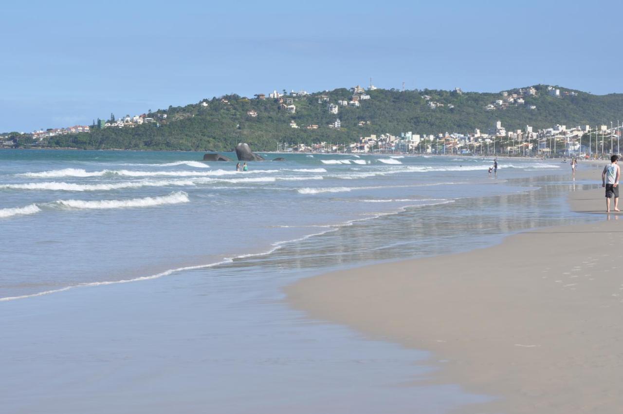 Apartamento Cobertura - 140 Metros Da Praia Бомбиньяс Экстерьер фото
