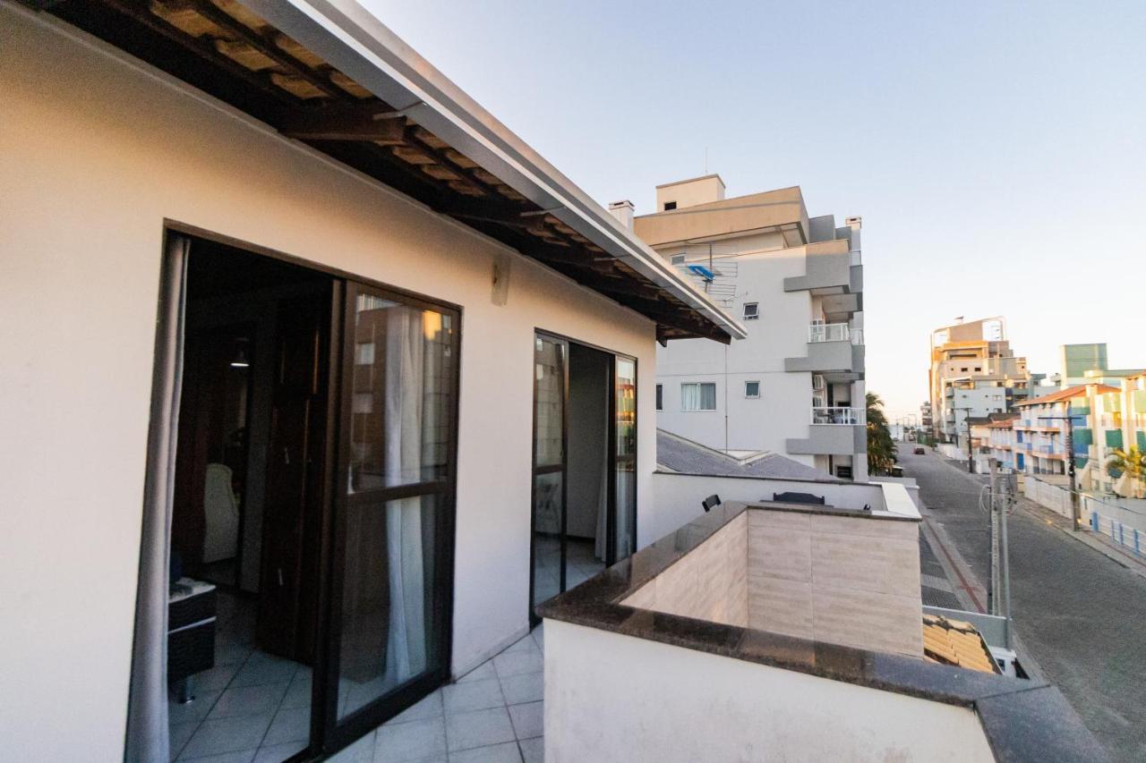 Apartamento Cobertura - 140 Metros Da Praia Бомбиньяс Экстерьер фото